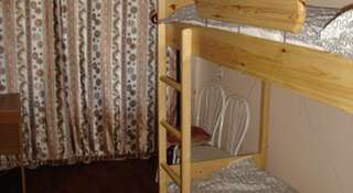 Гостиница Baikal24 Hostel Улан-Удэ Кровать в общем четырехместном номере-1